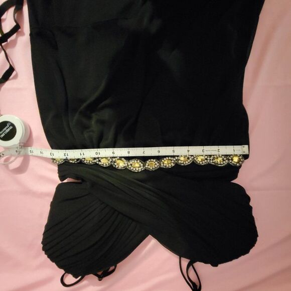 * MY MICHELE BLACK ASYMMETRICAL MAXI GOWN - Picture 4 of 10